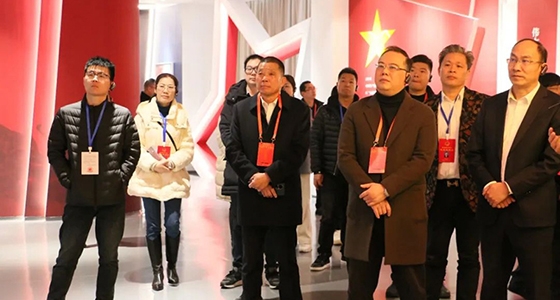 市人大代表视察122cc太阳集成游戏集团